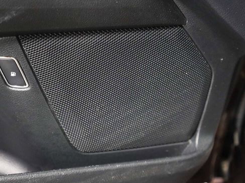 Used 2019 Ford Fusion SE image 17