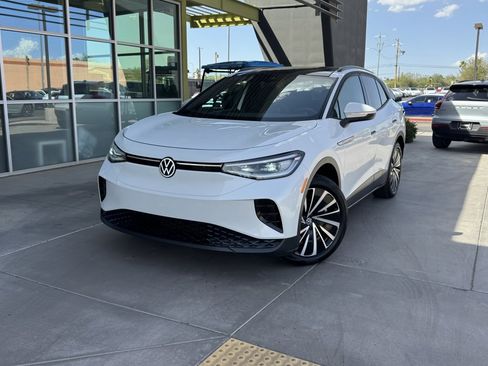 Used 2024 Volkswagen ID.4 S image 2