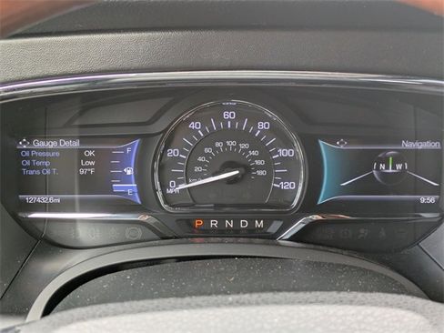 Used 2015 Lincoln Navigator 4WD image 30