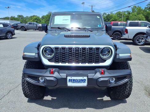 New 2026 Jeep Wrangler Unlimited Rubicon AWD/4WD image 9