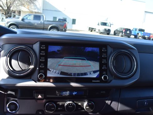 Used 2023 Toyota Tacoma TRD Sport image 20