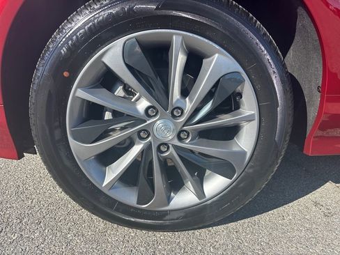 Used 2023 Buick Encore GX Select w/ Sport Touring Package image 34