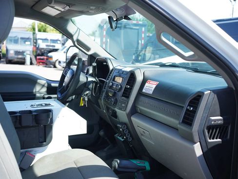Used 2017 Ford F450 XL w/ Power Equipment Group AWD/4WD image 2