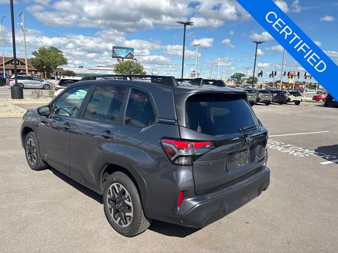 Used 2026 Subaru Forester Premium AWD/4WD image 7