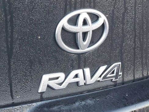 Used 2011 Toyota RAV4 4WD image 8