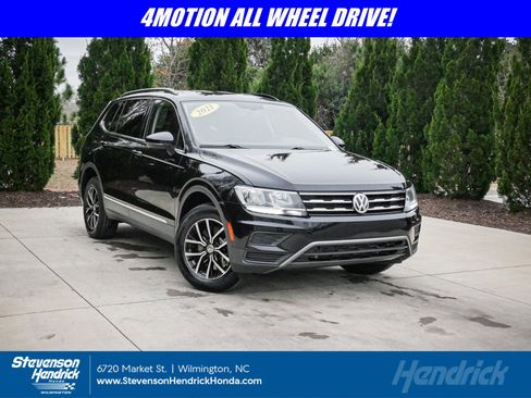 Used 2021 Volkswagen Tiguan S image 1