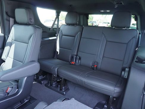 New 2026 GMC Yukon XL Denali w/ Denali Reserve Package AWD/4WD image 11