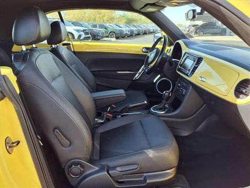 Used 2014 Volkswagen Beetle 2.5 image 20