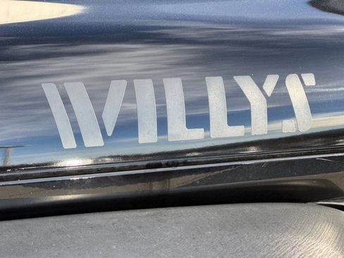 Used 2022 Jeep Wrangler Willys image 24