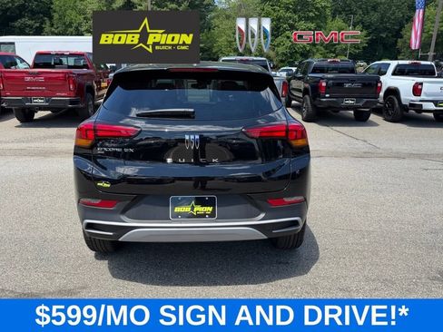 New 2026 Buick Encore GX Preferred w/ Comfort Package AWD/4WD image 4