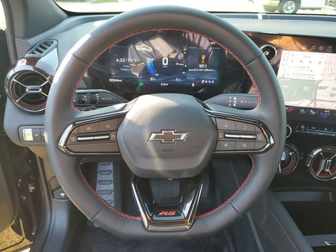 Used 2026 Chevrolet Blazer EV RS image 27