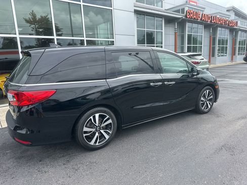 Used 2019 Honda Odyssey Elite image 3