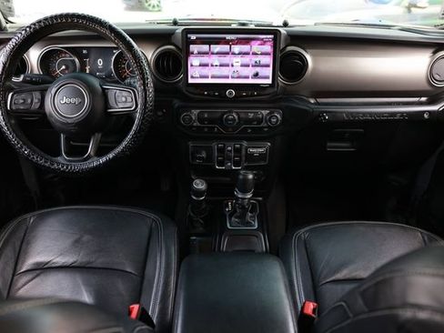 Used 2018 Jeep Wrangler Unlimited Sport S AWD/4WD image 24