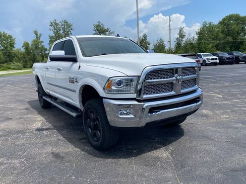 Used 2015 RAM 2500 Laramie w/ Convenience Group AWD/4WD image 15
