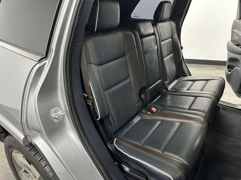 Used 2014 Jeep Grand Cherokee Overland image 37