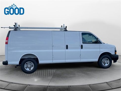Used 2025 Chevrolet Express 2500 Extended w/ Communications Package image 6