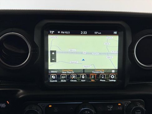 Used 2022 Jeep Wrangler Unlimited Sahara image 18