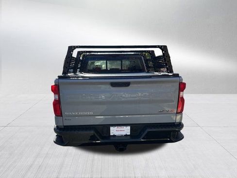 Used 2025 Chevrolet Silverado 1500 ZR2 w/ Technology Package image 7