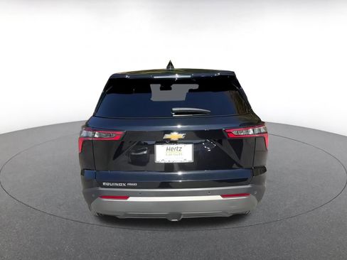 Used 2025 Chevrolet Equinox LT image 11