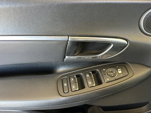 Used 2022 Hyundai Sonata SEL w/ Convenience Package FWD image 11