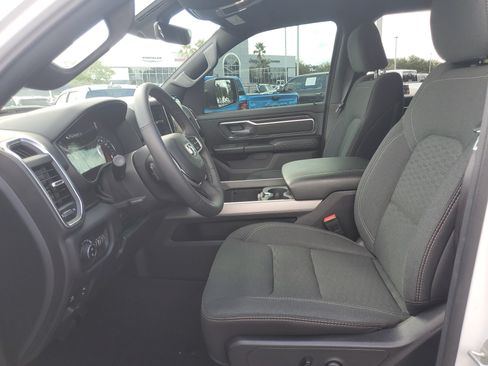 Used 2025 RAM 1500 Big Horn AWD/4WD image 14