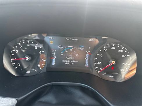Certified 2024 Jeep Compass Latitude AWD/4WD image 19