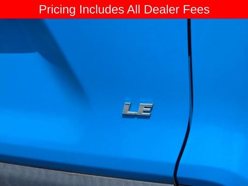 Used 2020 Toyota RAV4 LE FWD image 9