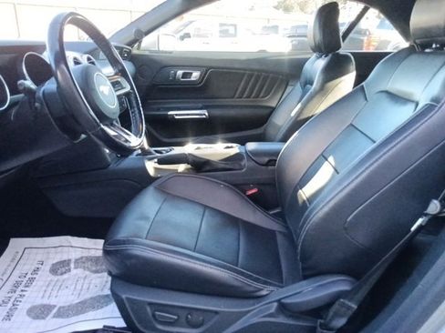 Used 2023 Ford Mustang Premium image 15