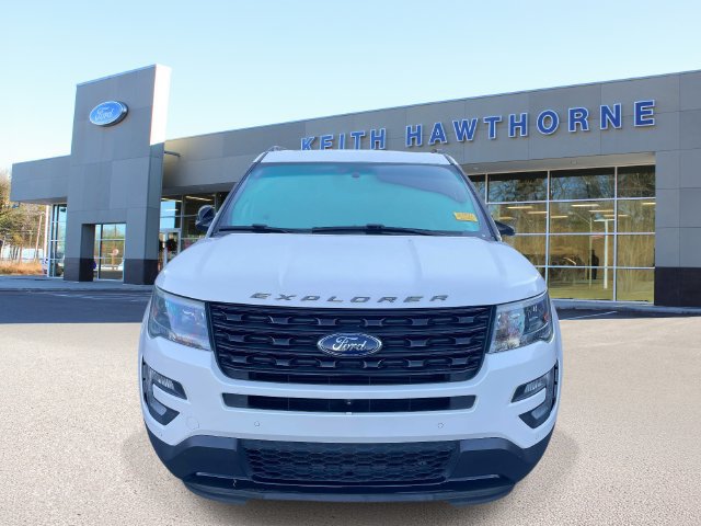 Used 2016 Ford Explorer Sport w/ Equipment Group 401A AWD/4WD image 2