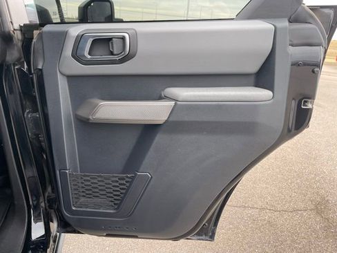 Used 2023 Ford Bronco Black Diamond image 16