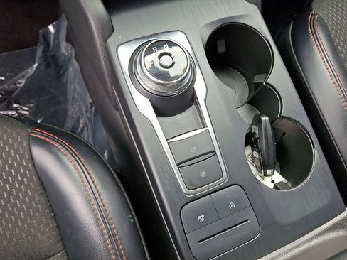 Used 2025 Ford Escape ST-Line FWD image 12