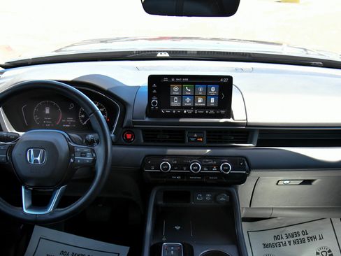 Used 2024 Honda Pilot EX-L image 41