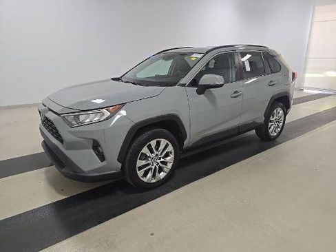 Used 2021 Toyota RAV4 XLE Premium FWD image 1