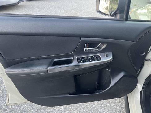 Used 2015 Subaru Crosstrek 2.0i Premium w/ Moonroof Package image 22