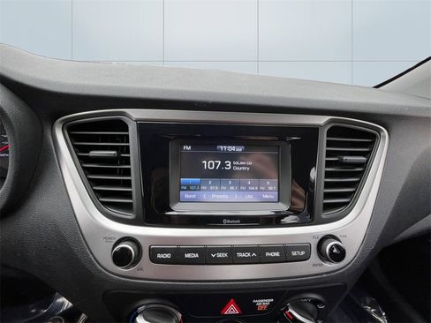 Used 2018 Hyundai Accent SE image 12