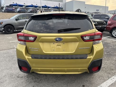 Used 2023 Subaru Crosstrek 2.0i image 4