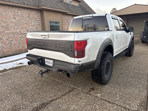 Used 2018 Ford F150 Raptor w/ Equipment Group 802A Luxury AWD/4WD image 2
