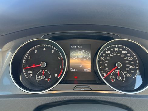 Used 2017 Volkswagen Golf Alltrack SE image 21