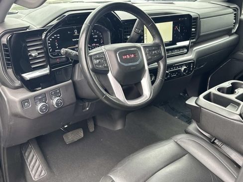 Used 2024 GMC Sierra 1500 SLT AWD/4WD image 2