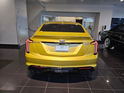 Used 2024 Cadillac CT5 V Blackwing w/ Parking Package image 5