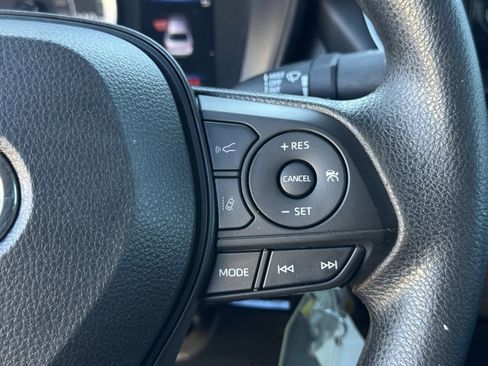 Certified 2022 Toyota Corolla LE image 22