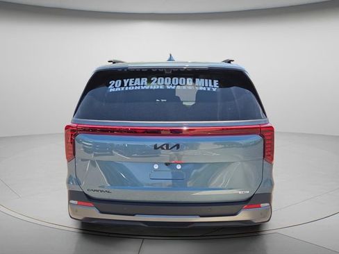 New 2026 Kia Carnival SX Prestige FWD image 4