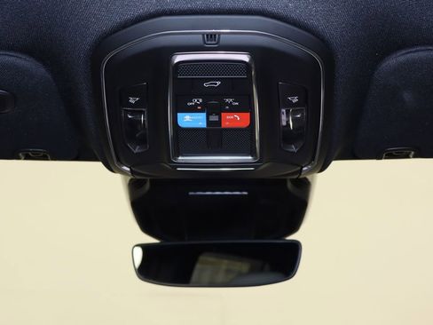 New 2026 Jeep Cherokee Limited image 28