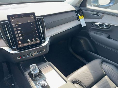New 2026 Volvo XC90 T8 Ultra w/ Protection Package Premier image 23