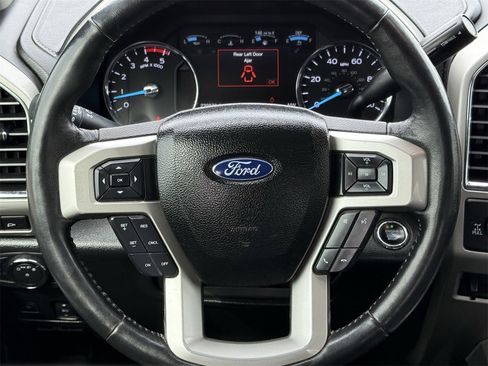Used 2018 Ford F250 Lariat w/ Lariat Ultimate Package image 11