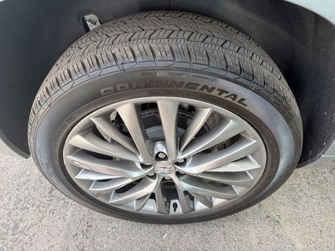 Used 2026 Buick Enclave Avenir FWD image 11