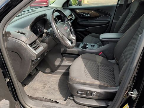 Used 2019 GMC Terrain SLE w/ Driver Convenience Package AWD/4WD image 16