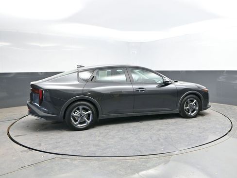 Used 2025 Kia K4 FWD image 9