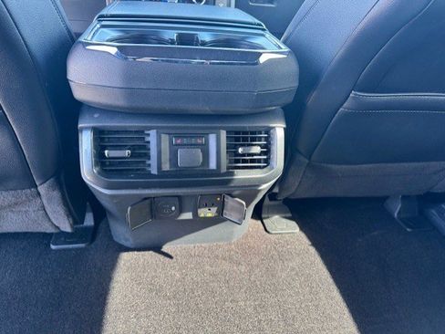 Certified 2022 Ford F150 Lariat w/ Equipment Group 502A High image 29