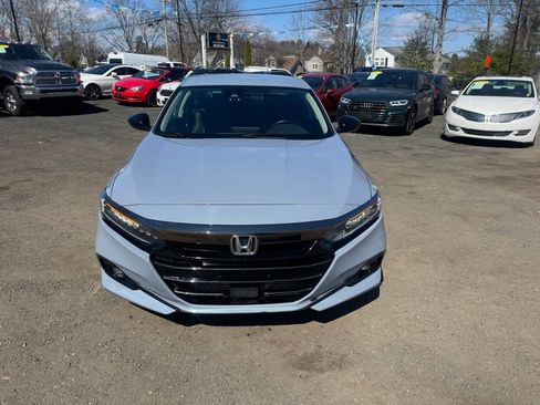 Used 2022 Honda Accord Sport Special Edition image 2